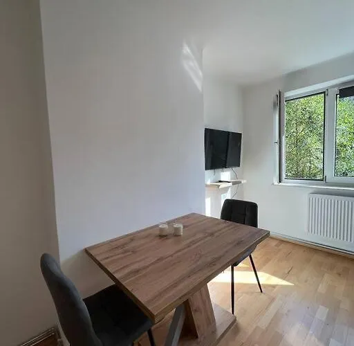 Apartament Neue Neben Der Meduni Und Dem Lkh
